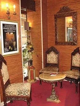 Hotel Trianon Centre 2*