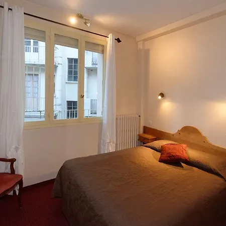Trianon Centre Hotel
