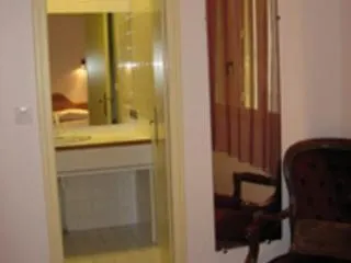 Hotel Trianon Centre 2*