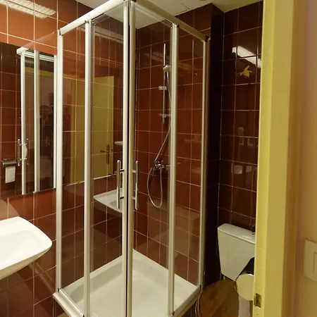 Hotel Trianon Centre 2*